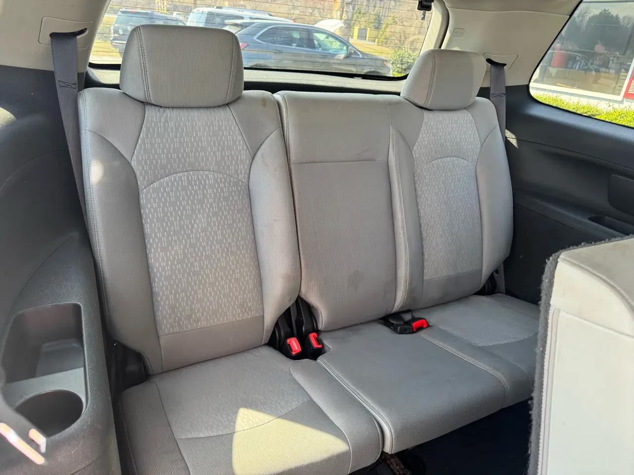 GMC Acadia FWD 4dr SLE 2007