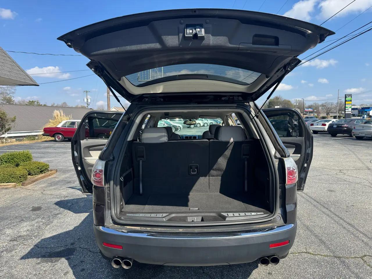 GMC Acadia FWD 4dr SLE 2007