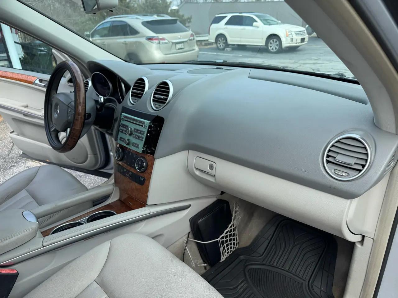 Mercedes-Benz M-Class 4MATIC 4dr 3.5L 2008