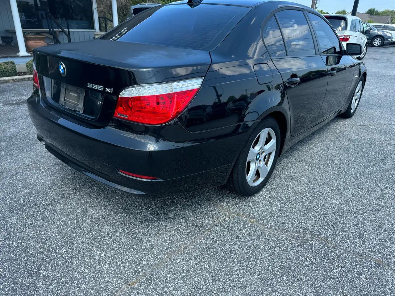 BMW 5 Series 4dr Sdn 535xi AWD 2008
