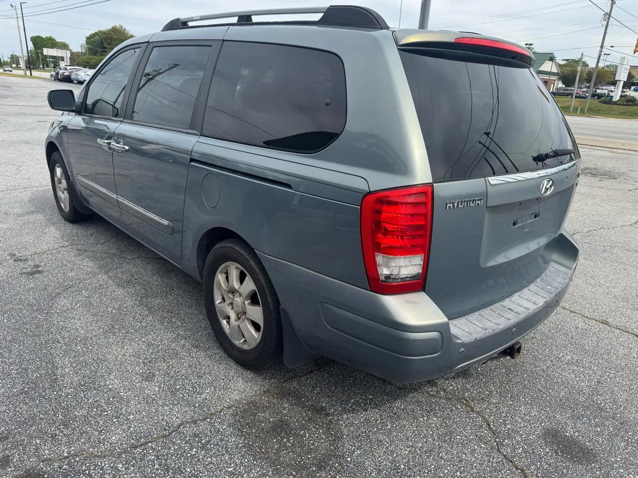 Hyundai Entourage 4dr Wgn Limited 2008