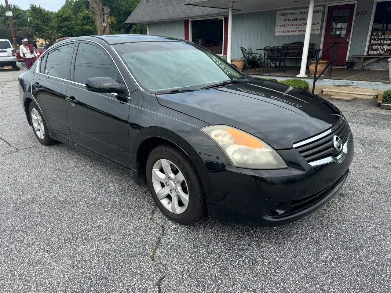 Nissan Altima 4dr Sdn I4 CVT 2.5 SL 2009
