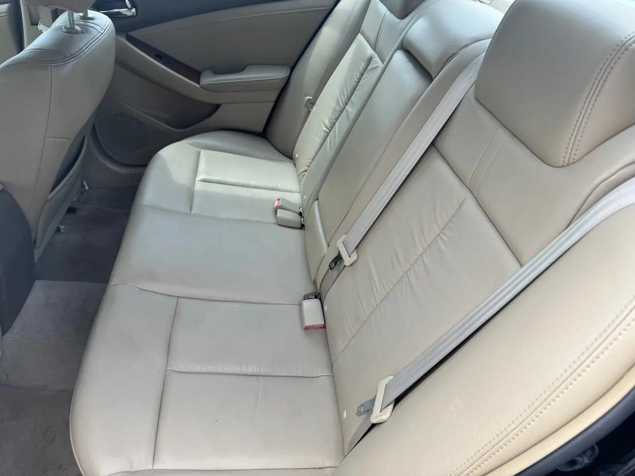 Nissan Altima 4dr Sdn I4 CVT 2.5 SL 2009