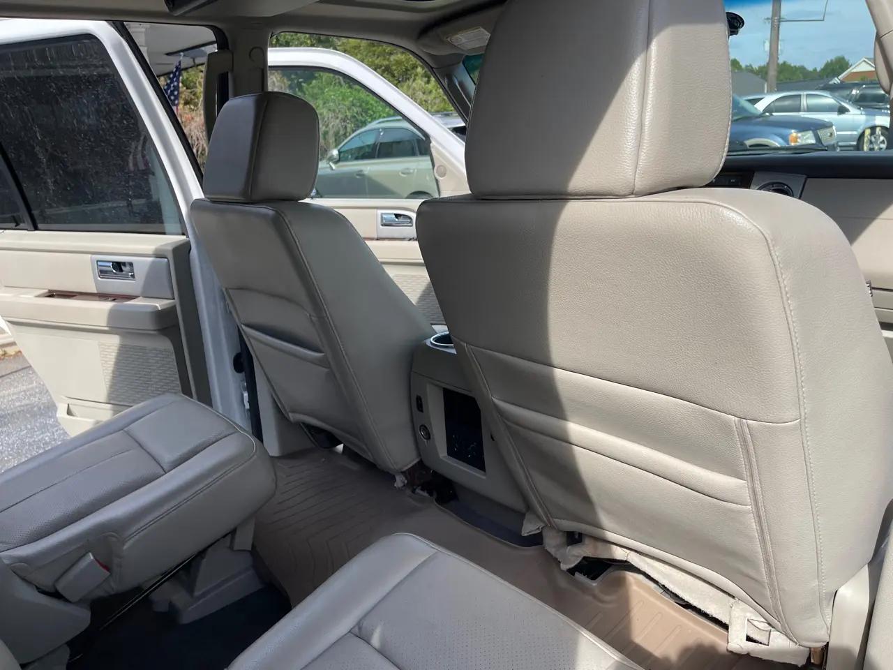 Ford Expedition 2WD 4dr Limited 2009