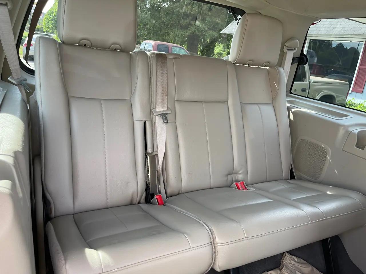 Ford Expedition 2WD 4dr Limited 2009