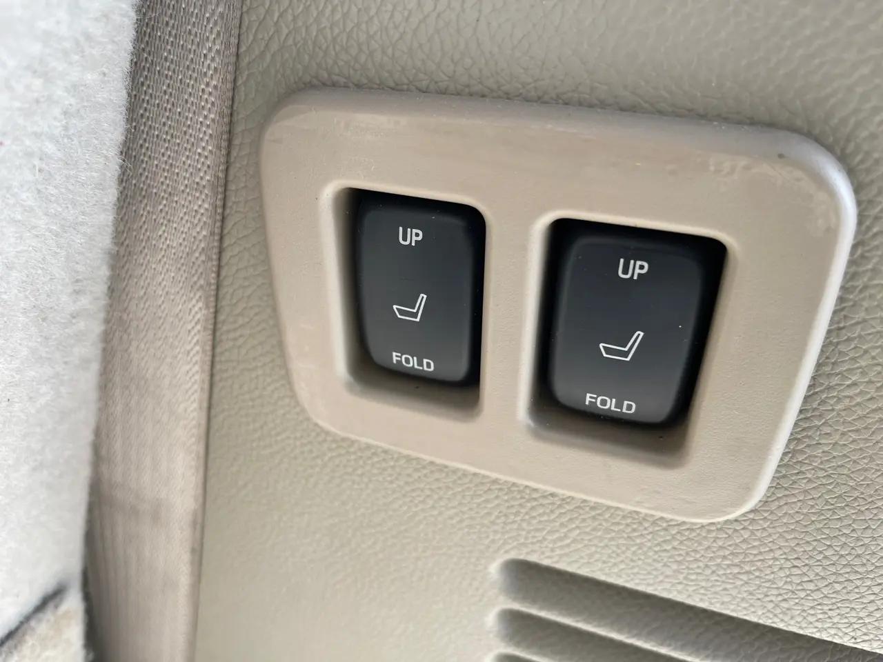 Ford Expedition 2WD 4dr Limited 2009