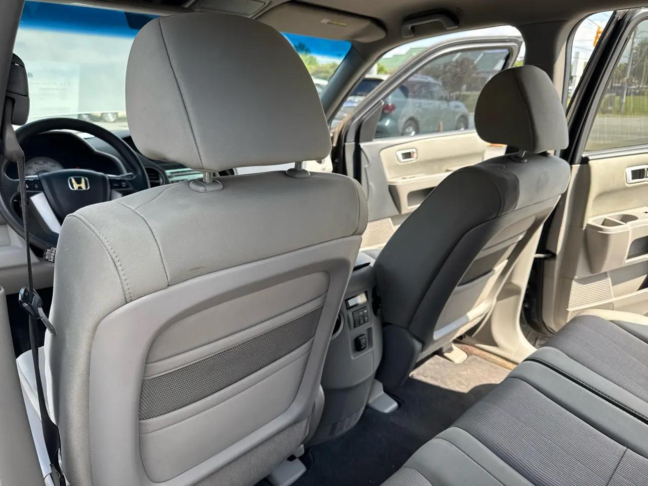 Honda Pilot 2WD 4dr EX 2011