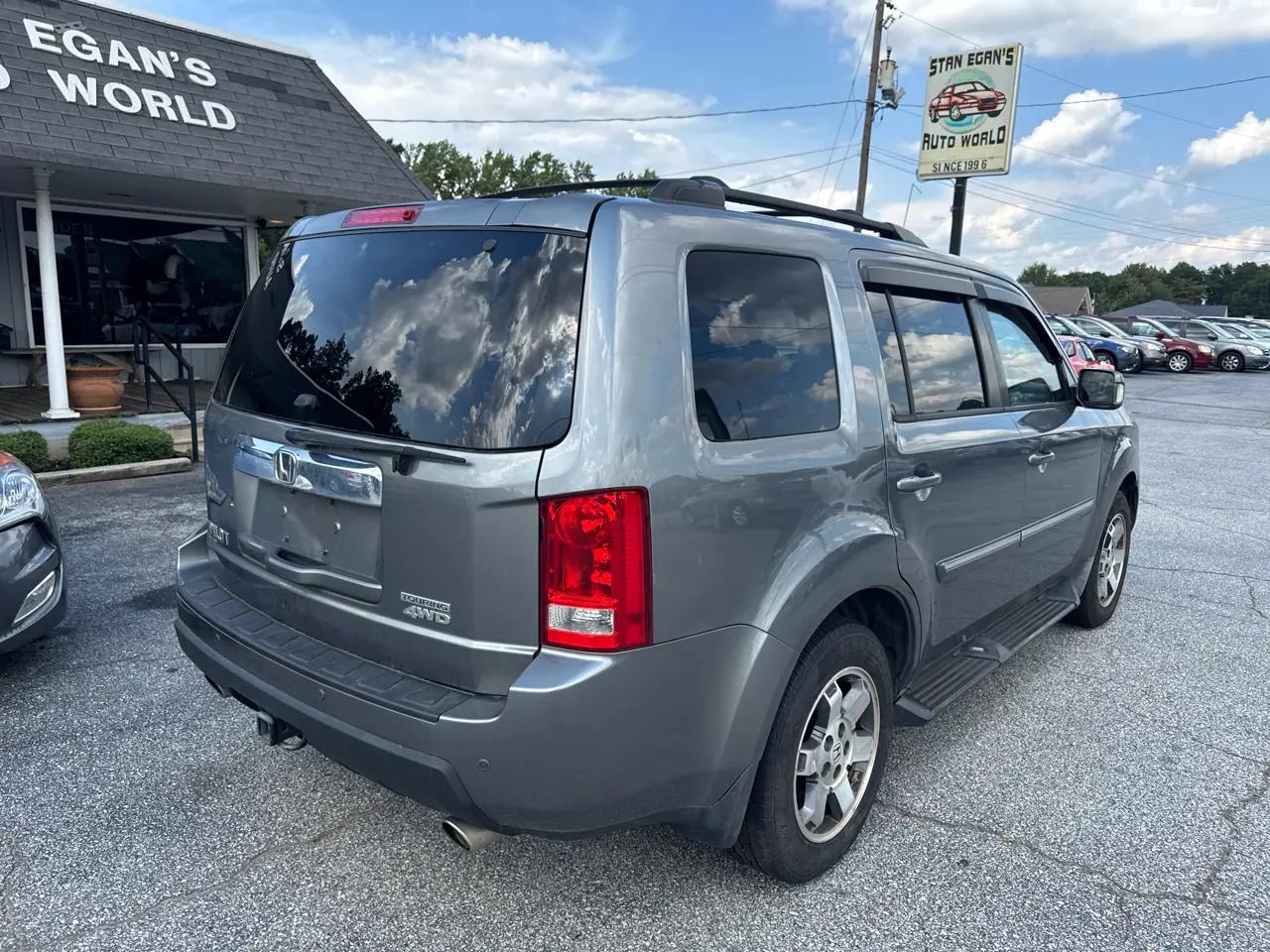 Honda Pilot 4WD 4dr Touring w/RES & Navi 2009