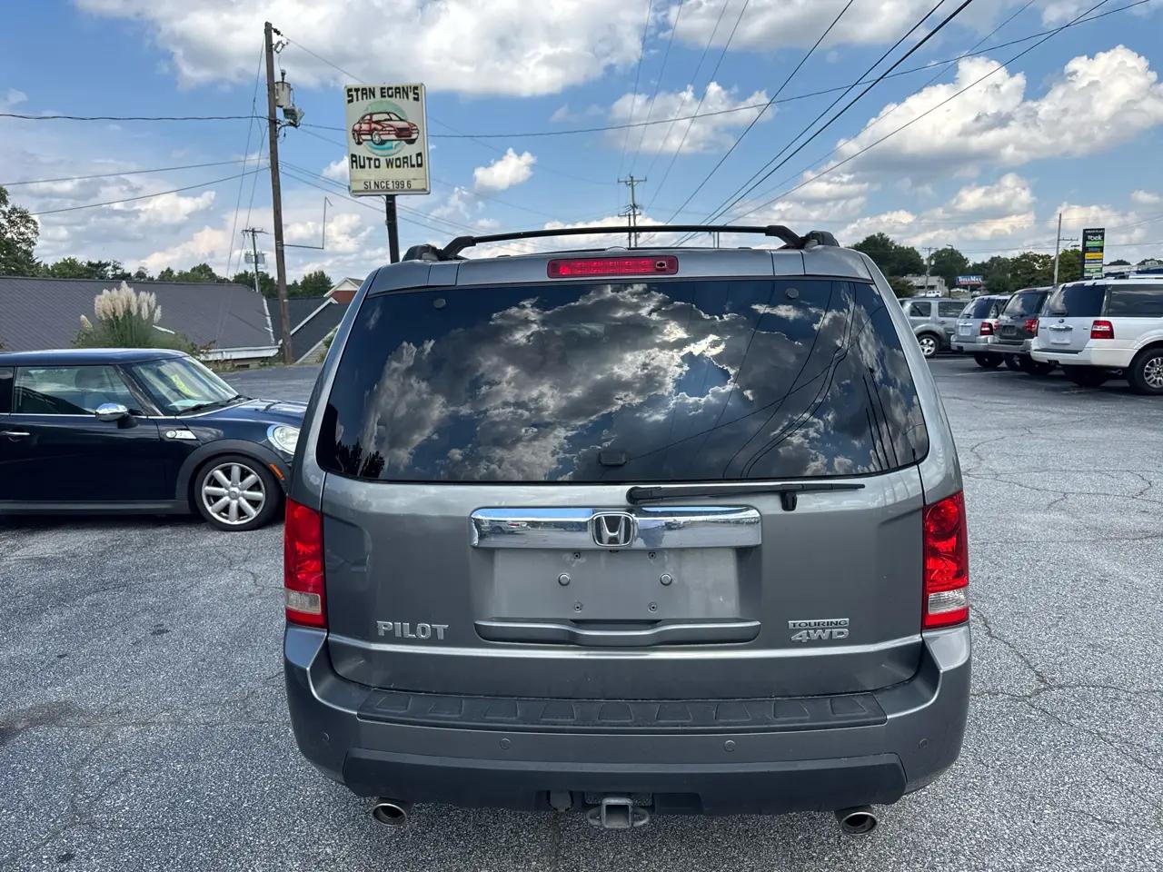 Honda Pilot 4WD 4dr Touring w/RES & Navi 2009