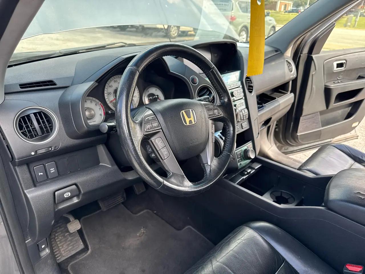 Honda Pilot 4WD 4dr Touring w/RES & Navi 2009