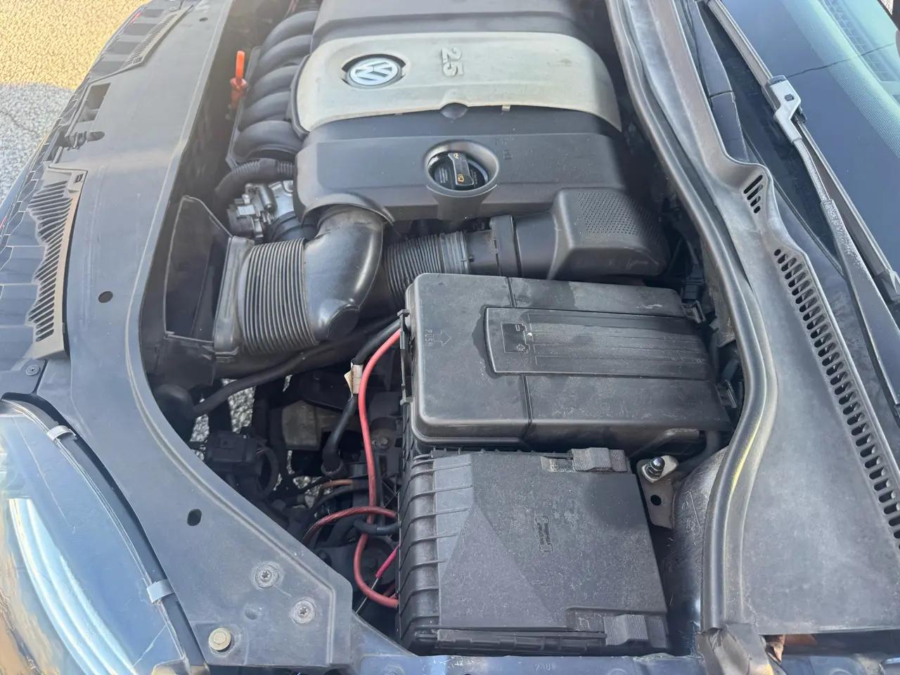 Volkswagen Jetta Sedan 4dr Auto SEL 2009