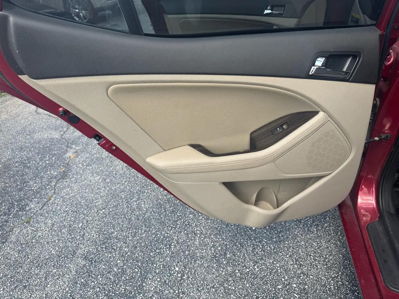 Kia Optima 4dr Sdn EX 2013