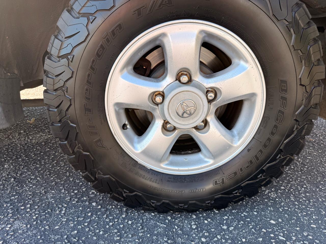 Toyota Land Cruiser 4dr 4WD 1999