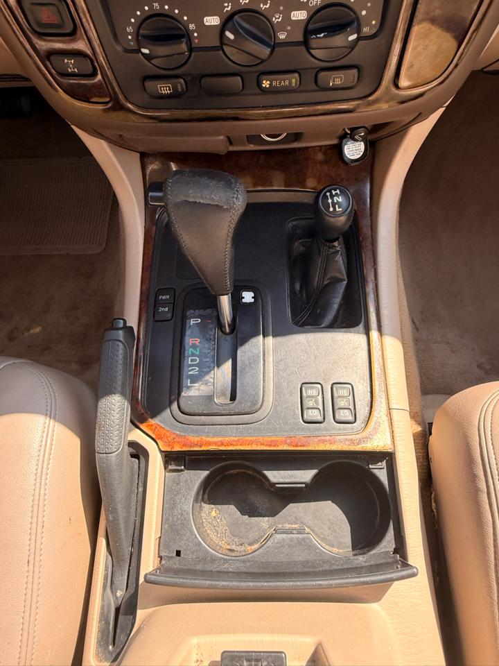 Toyota Land Cruiser 4dr 4WD 1999