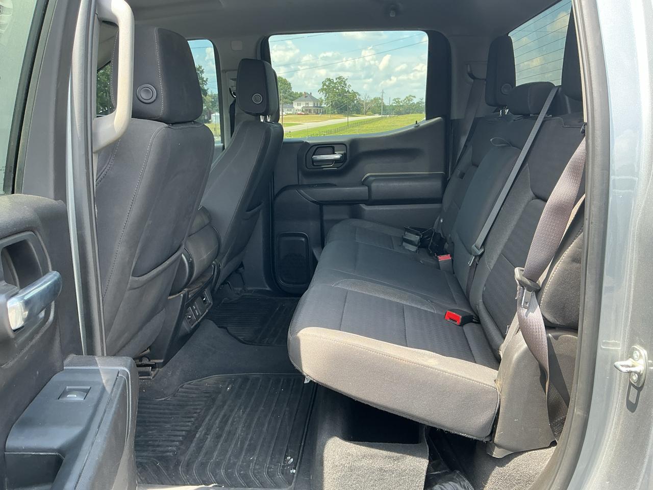 Chevrolet Silverado 1500 4WD Crew Cab 147" Custom Trail Boss 2024