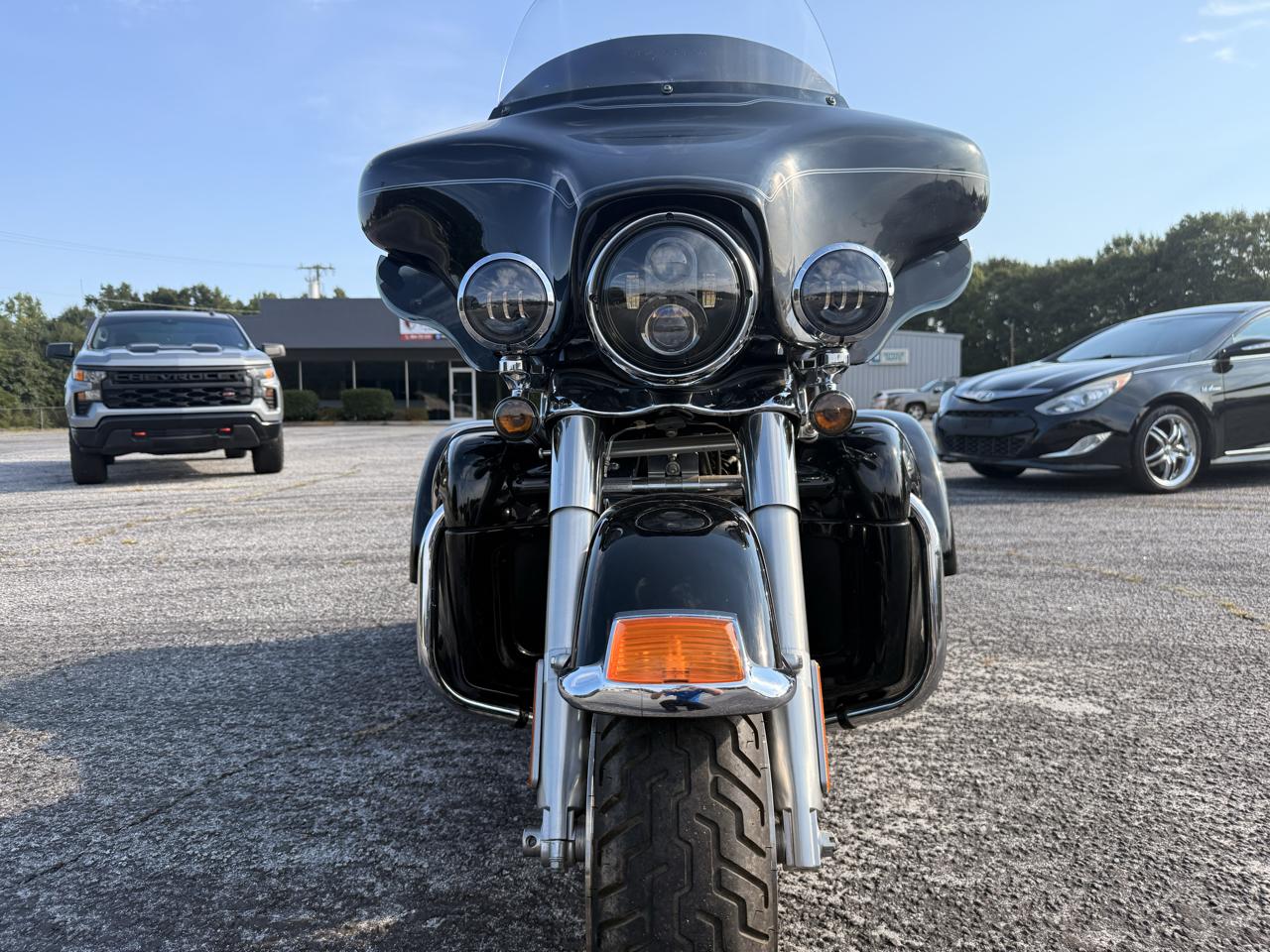 Harley-Davidson FLHTCUTG  2011