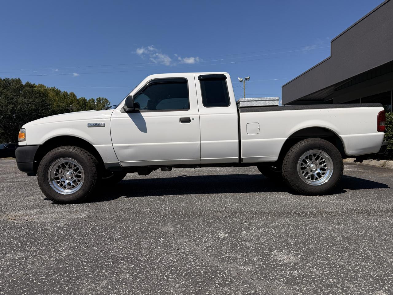 Ford Ranger 4WD 2dr SuperCab 126" XL 2010
