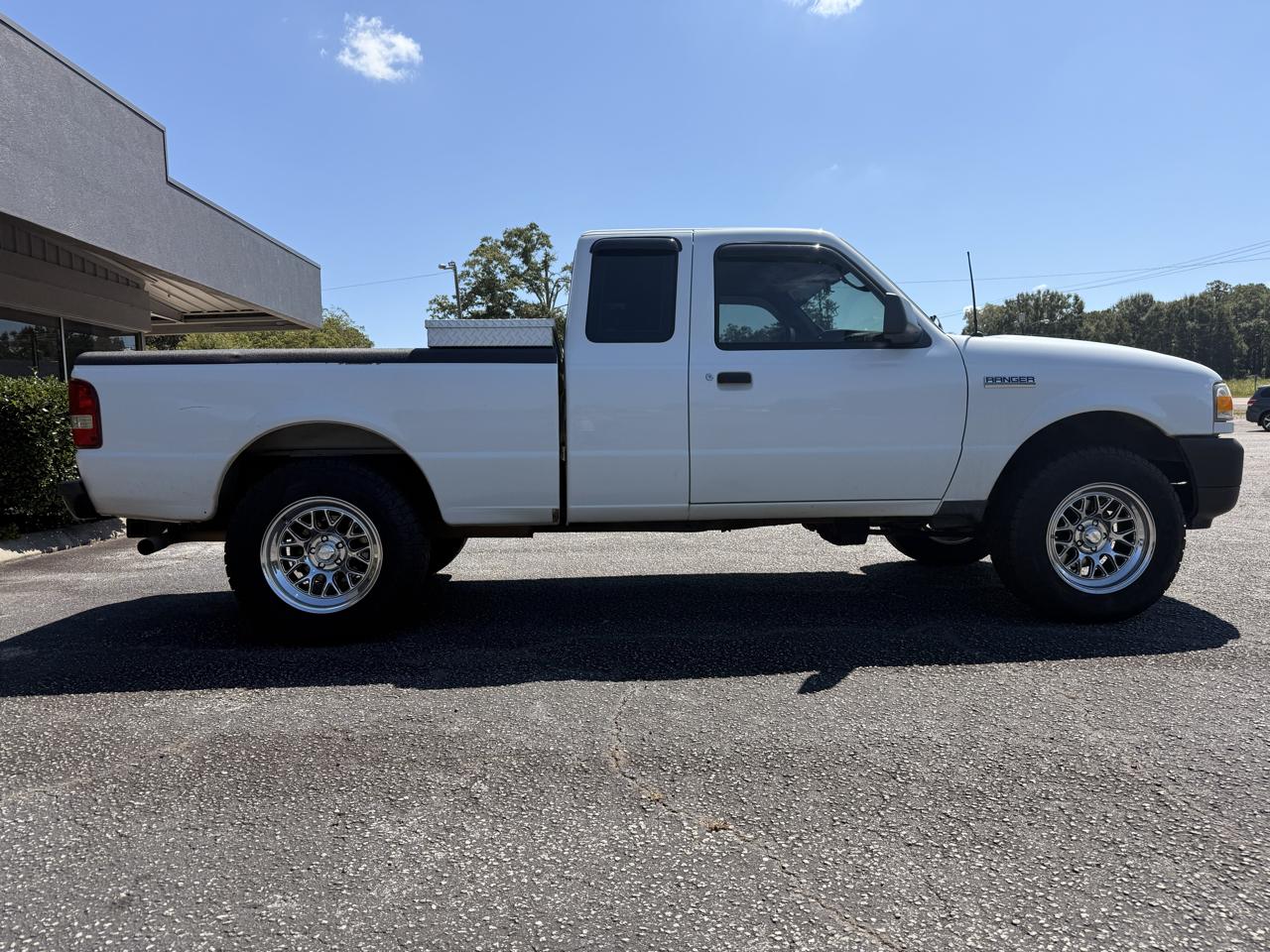Ford Ranger 4WD 2dr SuperCab 126" XL 2010