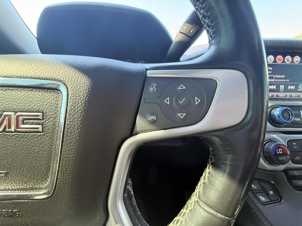 GMC Yukon 4WD 4dr SLT 2020
