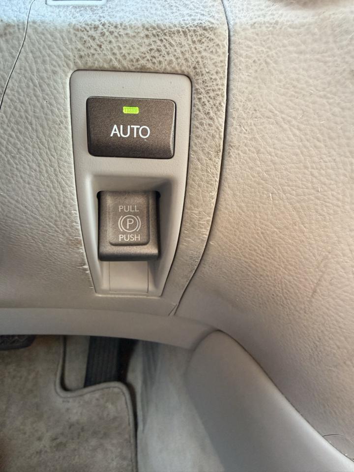 Lexus LS 460 4dr Sdn 2008