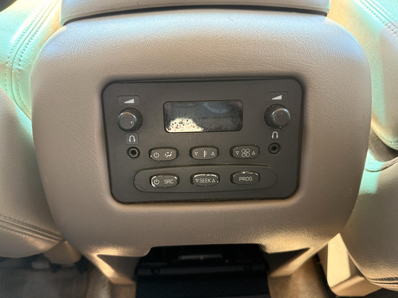 GMC Yukon 4dr 1500 SLT 2004