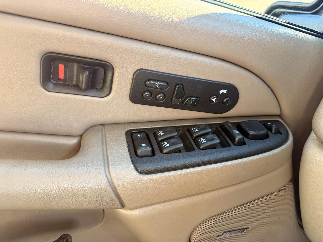 GMC Yukon 4dr 1500 SLT 2004