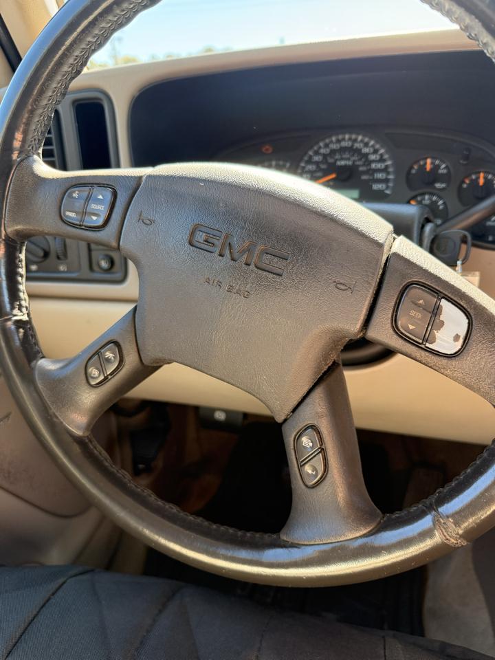 GMC Yukon 4dr 1500 SLT 2004