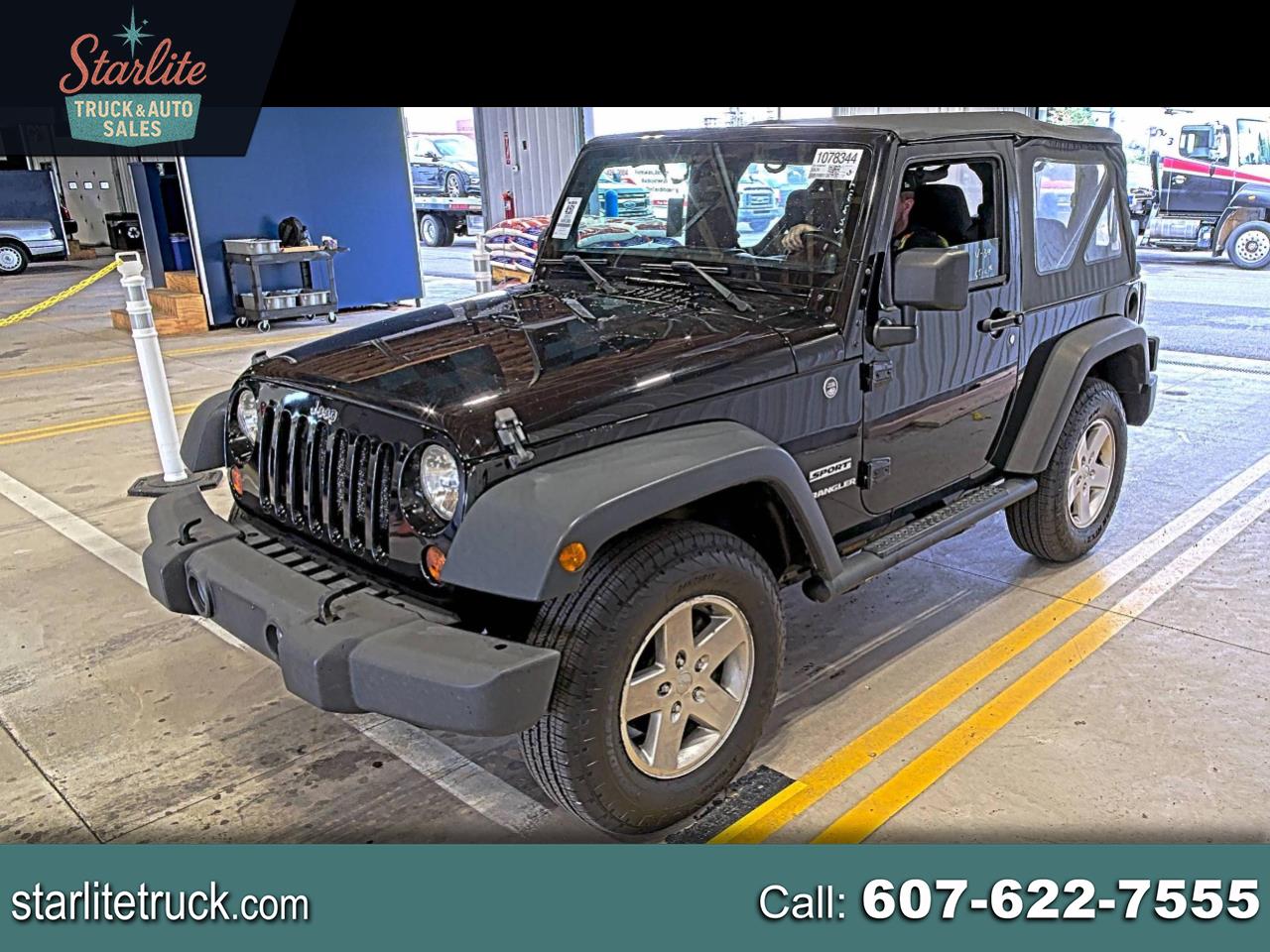 2013 Jeep Wrangler Sport 4WD