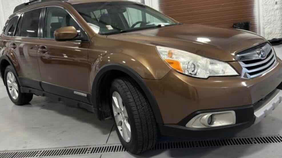 Subaru Outback 2.5i Limited 2011