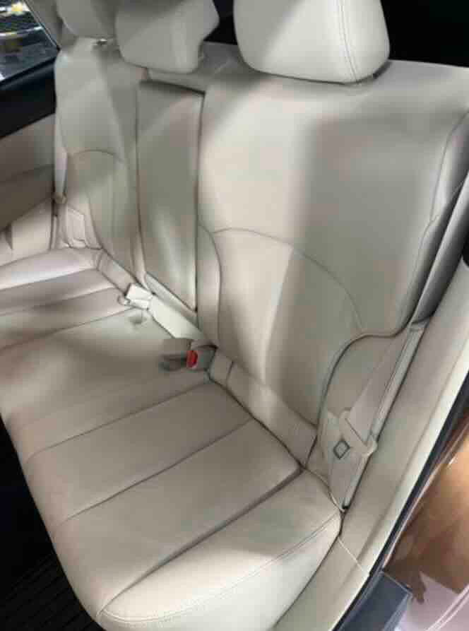 Subaru Outback 2.5i Limited 2011