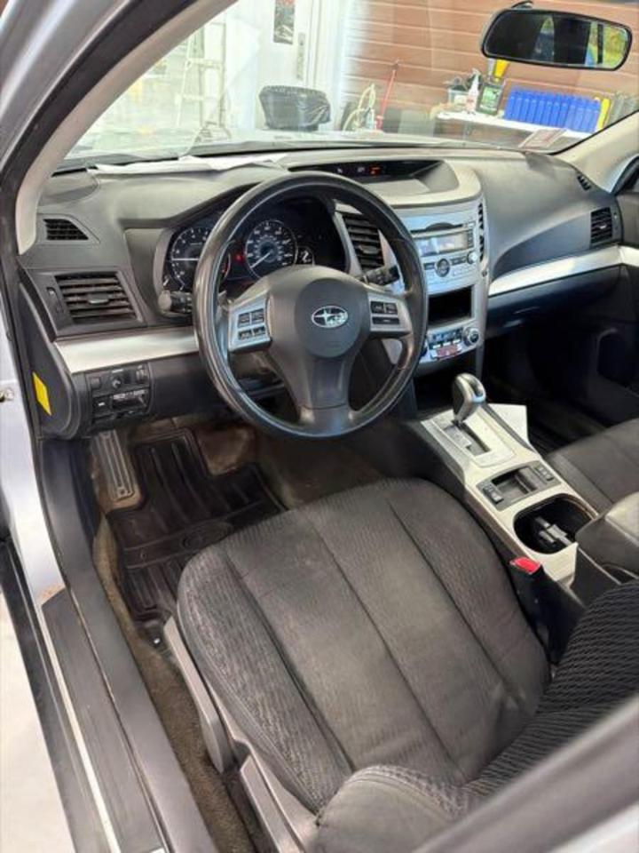 Subaru Outback 2.5i 2012