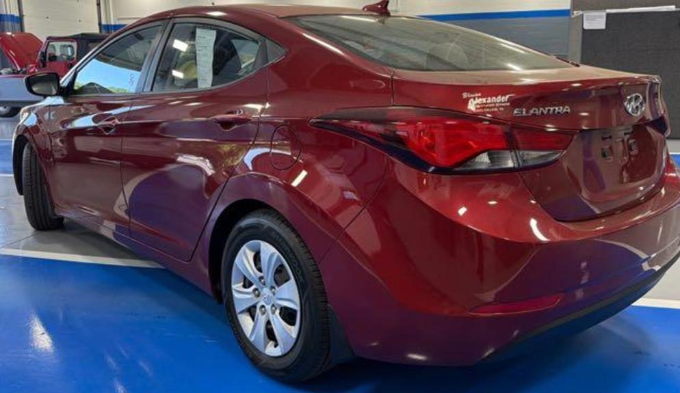 Hyundai Elantra SE 2016