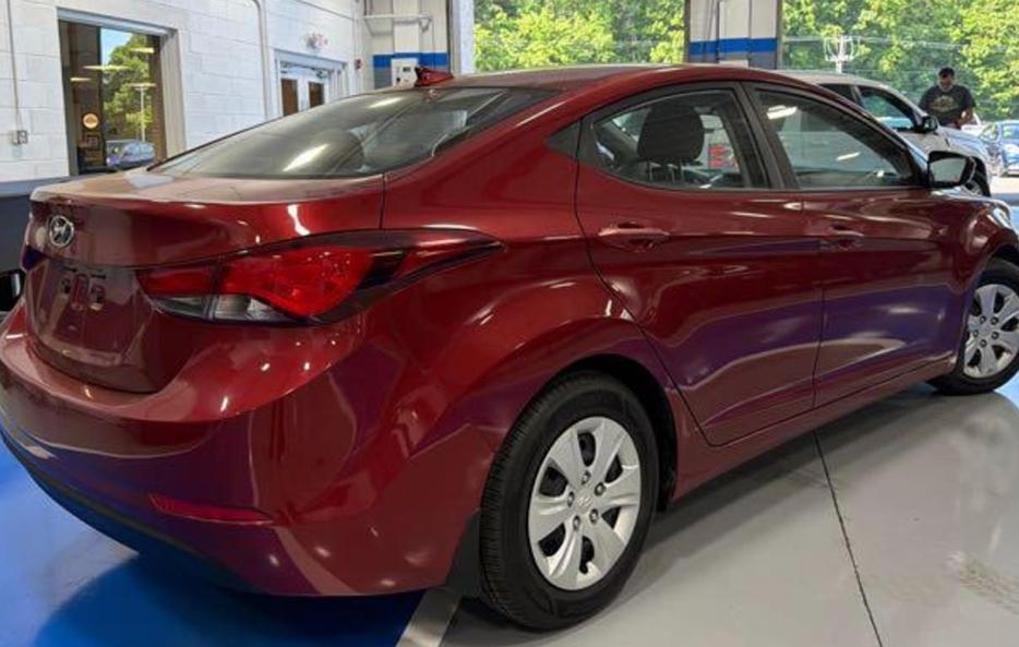 Hyundai Elantra SE 2016