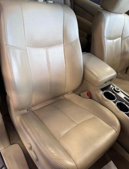 Nissan Pathfinder Platinum 4WD 2013