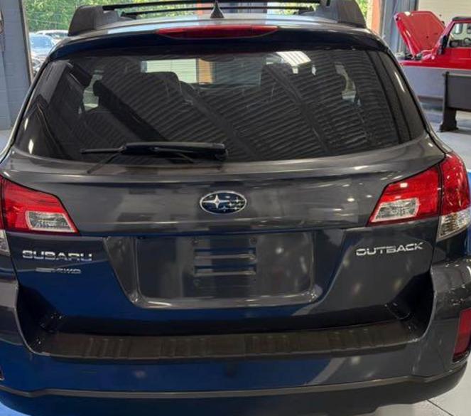 Subaru Outback 2.5i Limited 2013