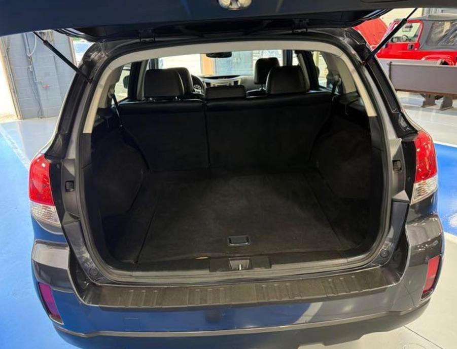 Subaru Outback 2.5i Limited 2013