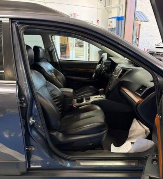 Subaru Outback 2.5i Limited 2013