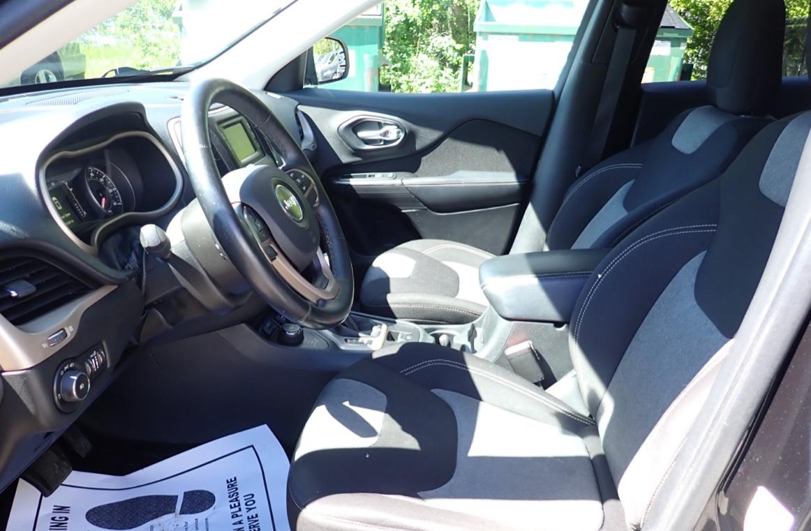 Jeep Cherokee Latitude 4WD 2014