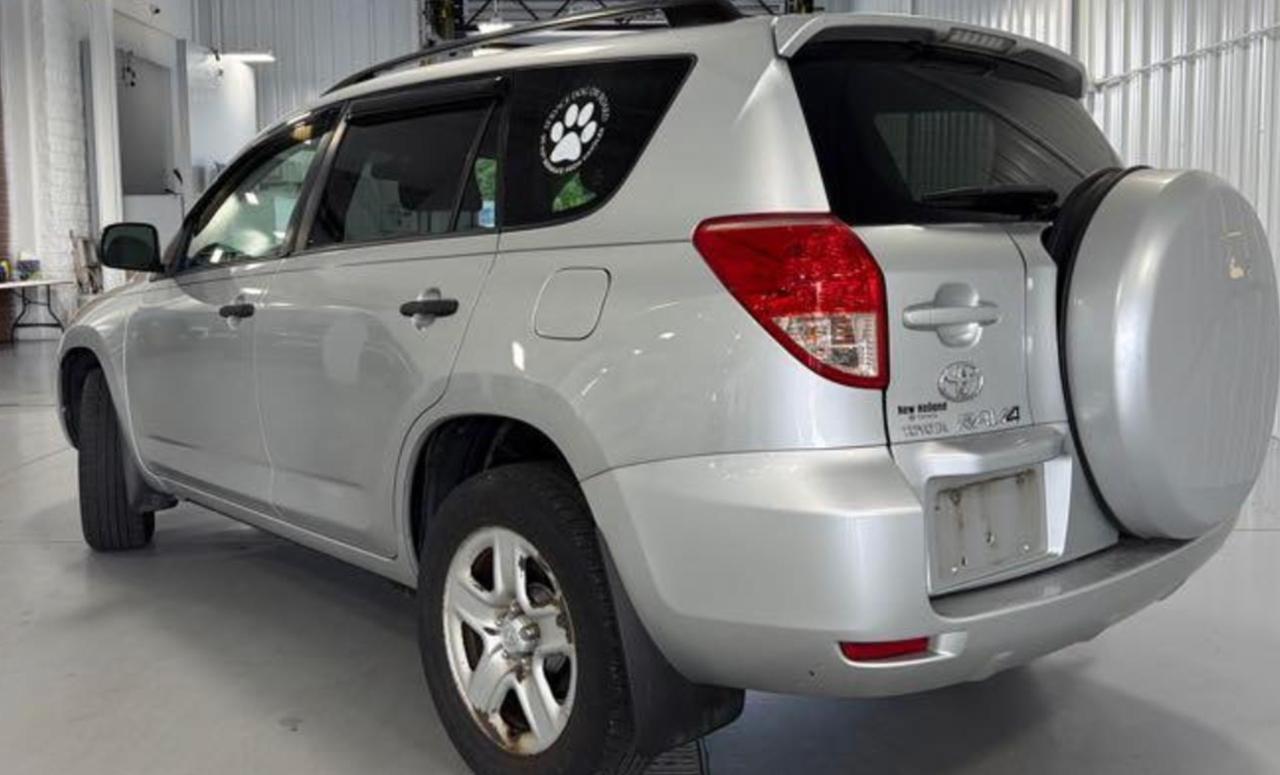 Toyota RAV4 Base I4 4WD 2008