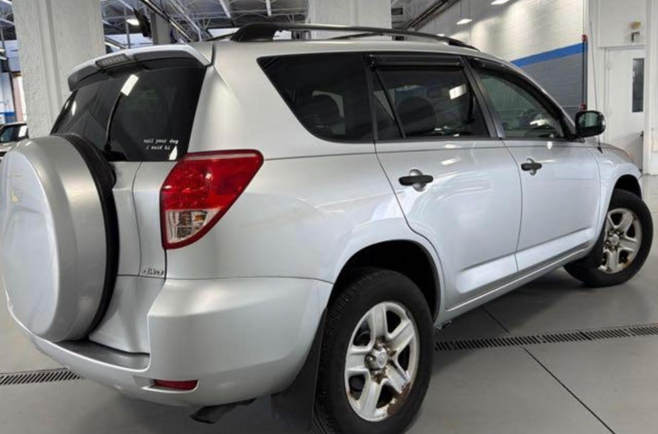 Toyota RAV4 Base I4 4WD 2008