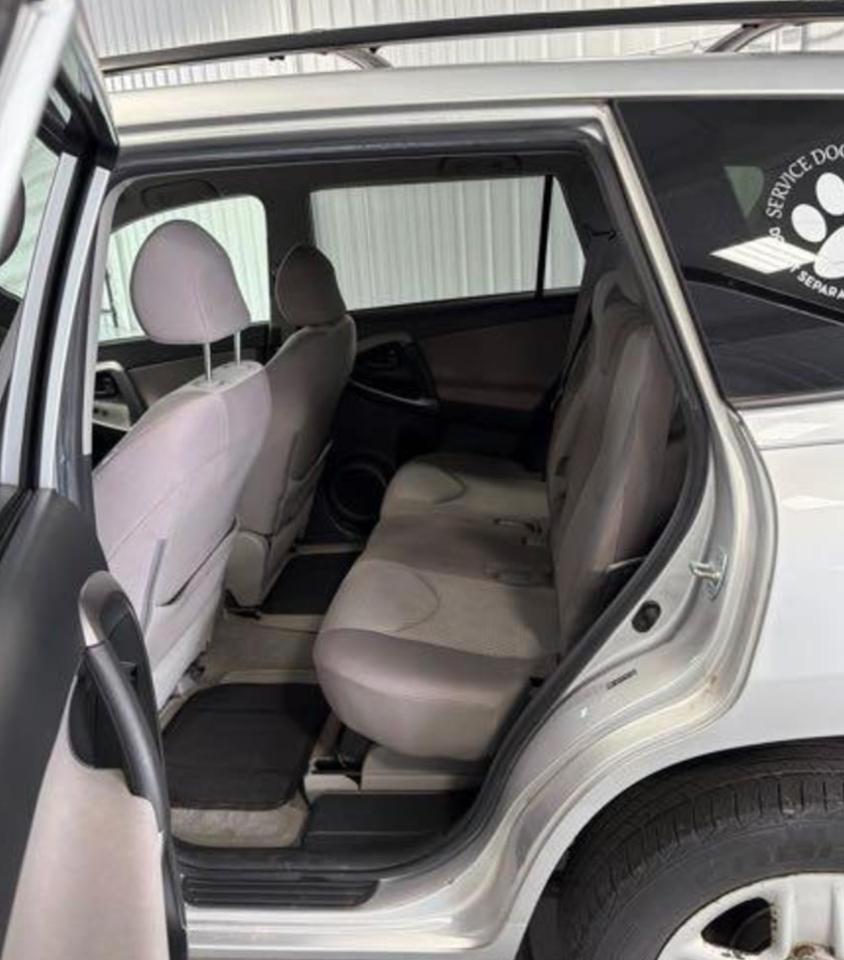 Toyota RAV4 Base I4 4WD 2008