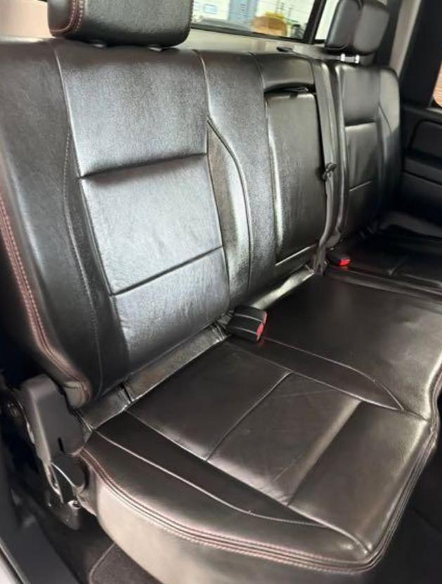 Nissan Titan XE Crew Cab 4WD SWB 2009
