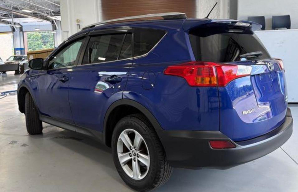 Toyota RAV4 XLE AWD 2015