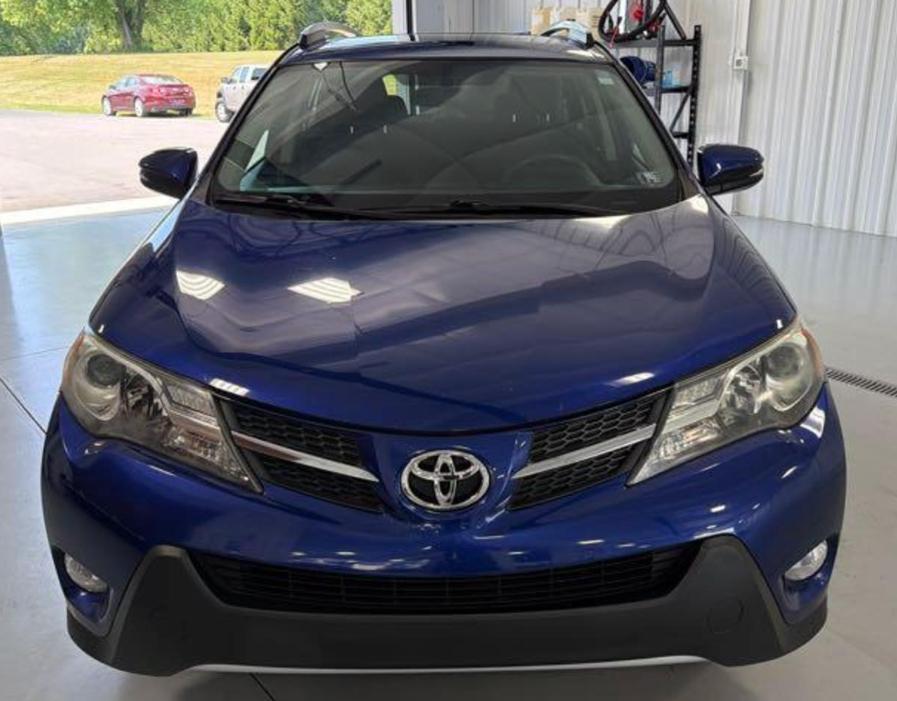 Toyota RAV4 XLE AWD 2015