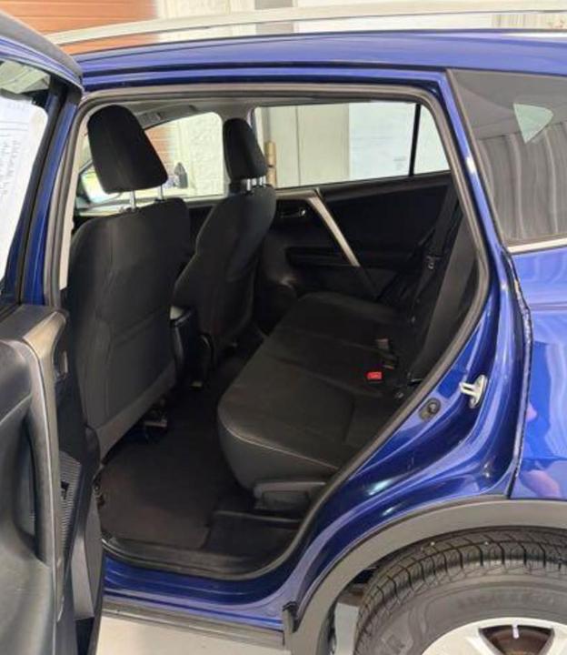 Toyota RAV4 XLE AWD 2015