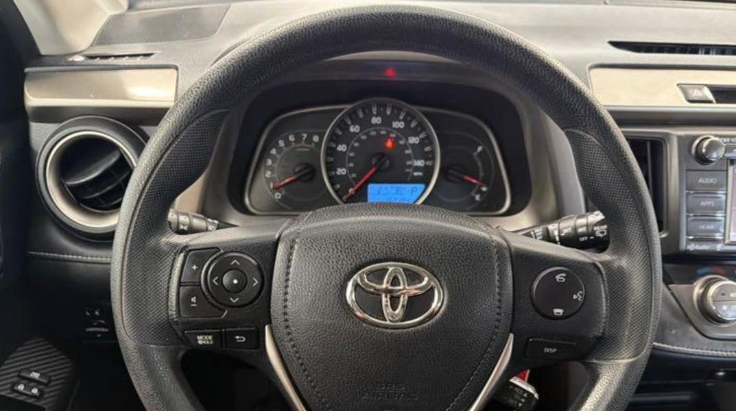 Toyota RAV4 XLE AWD 2015
