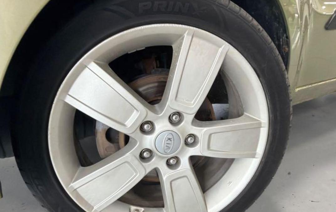 Kia Soul + 2010