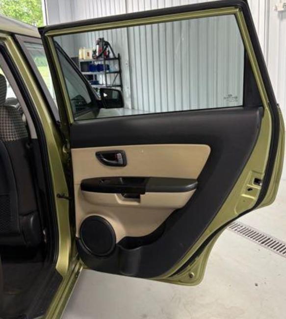 Kia Soul + 2010