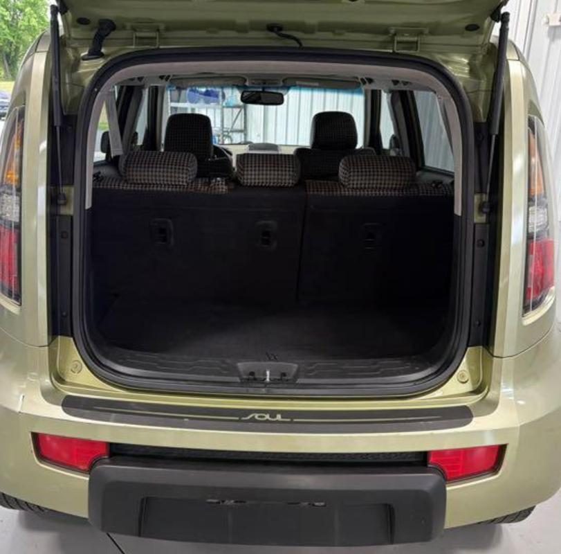 Kia Soul + 2010