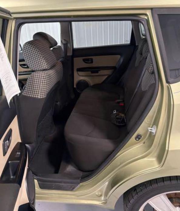 Kia Soul + 2010